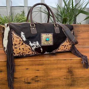 Sac de sport et cosmétique usiné à la main personnalisable avec pierre turquoise en cuir de vachette ensemble de voyage de grande capacité pour femmes - Product Image 6