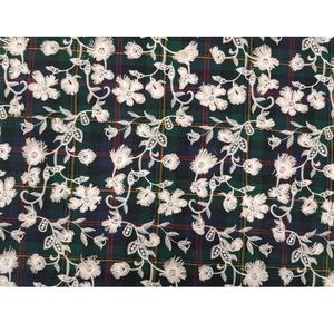 Tela de Algodón a Cuadros Verde Oscuro, Ligera, Transpirable y de Primera Calidad, con Apliques Florales Blancos en 3D, para Vestidos de Niñas y Mujeres - Product Image 1