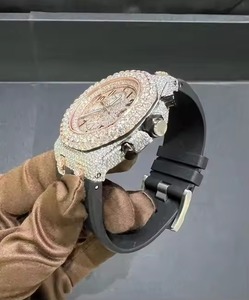 Montre Hip Hop de haute qualité en acier inoxydable, cadran romain argenté, entièrement sertie de diamants Moissanite, mouvement à quartz, résistance à l'eau 3 ATM - Product Image 2