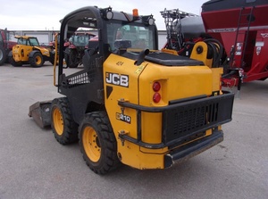 Transacition rapide et facile, JCB 210 d'occasion en bon état, avec chenilles fermées, attache rapide et moteur diesel, à vendre - Product Image 5
