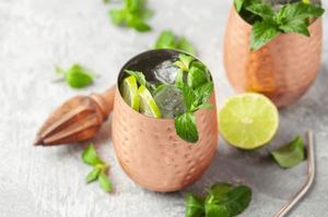 Verres à boire en cuivre de qualité supérieure pour un usage quotidien, gobelets métalliques pour eau, jus, cocktails, durables, réutilisables, vaisselle de cuisine. - Product Image 5
