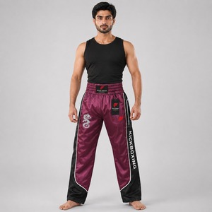 Pantalon de kick-boxing durable conçu pour l'entraînement intense, offrant un confort léger et des performances fiables au quotidien. - Product Image 1