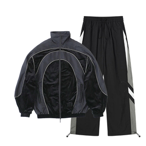 Conjunto deportivo cortavientos de nailon personalizado con cremallera resistente al agua y logotipo bordado para deportes al aire libre - Product Image 5