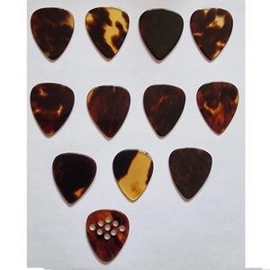 Púa de Guitarra Hecha a Mano de Cuerno de Búfalo, Plectro Triangular, Artesanía Natural para Guitarra Acústica y Eléctrica - Product Image 4