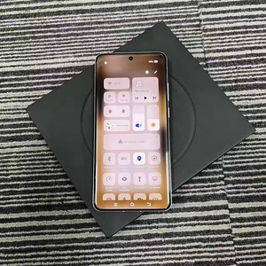 Smartphone Vivo X200Pro 5G LTE CDMA Octa Core Snapdragon 800, 12+256GB, Doble SIM, Desbloqueado, AMOLED 120Hz, Carga Rápida 100W, Android 1 - Product Image 1
