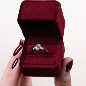 Bague de fiançailles de luxe en or 18K/14K/10K avec diamant ovale de 1,00 ct, bague de mariée à trois pierres, bijoux fins personnalisés en gros - Product Image 6