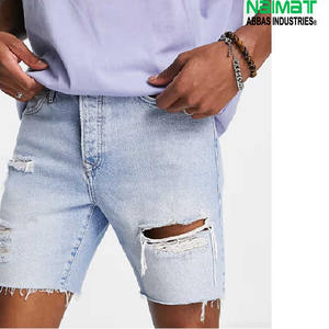 Pantalones Cortos de Mezclilla Azul Claro para Hombre, Ajustados, Desgastados, Casuales de Verano, de Algodón, con Dobladillo Deshilachado, de Moda - Product Image 3