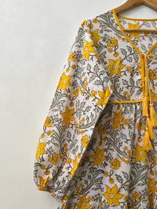 Summer Casual Maxi Ruffled Belt Pull en coton pour femmes Fabriqué en Inde Décolleté sans bretelles avec fermeture à crochet pour les yeux - Product Image 4