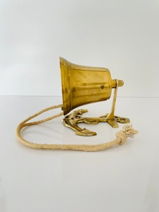 Hermosa Campana de Latón con Toque Artístico, Campana de Latón Premium Ideal para Decoración Náutica del Hogar, para Colgar en la Pared, Puerta y Exteriores - Product Image 5