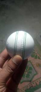 Pelotas de Cricket Junior de Cuero Genuino Blanco Auténtico de Alta Calidad, Cosidas a Mano, Más Vendidas - Product Image 4