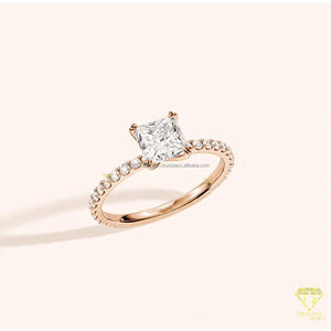 Anillo de compromiso de moissanita con corte princesa, banda pavé, solitario, oro rosa, anillo de promesa nupcial para mujer - Product Image 2