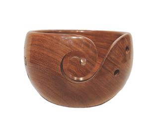 Bol en fil de bois 6x3.5 Porte-fil personnalisé parfait pour le tricot Personnalisez votre message pour votre bien-aimé. - Product Image 1