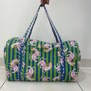 Bolsa de Lona Acolchada Ecológica Personalizable, Bolsa de Viaje Deportiva para Fin de Semana, Bolsa de Lona con Estampado de Tigre a Rayas, Bolsa de Algodón Suave y Ligera - Product Image 1