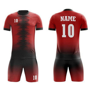 Vêtements de sport sur mesure, uniformes de football au design unique, nouveaux modèles, uniformes de football les plus populaires avec couleur et taille personnalisées. - Product Image 6