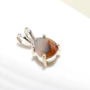 จี้หินอาเกตมอนทาน่าสีส้มธรรมชาติทรงหยดน้ำ เงินแท้ 925 งานแฮนด์เมด เครื่องประดับอัญมณี สร้อยคอแบบเรียบหรู ของขวัญสำหรับเด็ก - Product Image 1