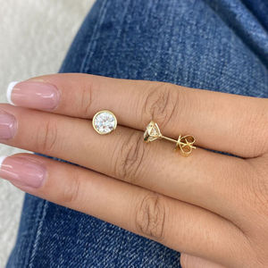 Pendientes de Diamantes Cultivados en Laboratorio de Alta Calidad, Oro Blanco de 10k, Joyería Minimalista para Mujer, Certificados por IGI, Accesorios de Novia Éticos - Product Image 1