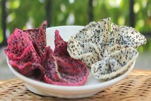 Dragon Fruit Séché de Qualité 100% Naturel Marque VIET DELTA Texture Semi-Molle Paquet de 1kg en provenance du Vietnam - Product Image 2