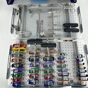 Sistema de Retracción Cervical Manual CS 1600, Instrumento Alemán de Acero Inoxidable para Cirugía Ortopédica de Columna Vertebral, por Grip Surgical - Product Image 4