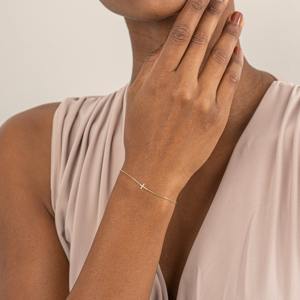 Pulsera de Oro Sólido de 14K con Diamantes Naturales, Diseño de Cruz Pequeña, Joyería Cristiana Minimalista y Elegante, Apilable, para Uso Diario, Regalo - Product Image 5