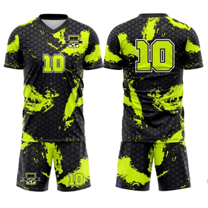 Une usine OEM produit des uniformes de football en polyester sublimé sur mesure avec logo personnalisé pour les équipes sportives professionnelles, col en V, unisexe. - Product Image 3