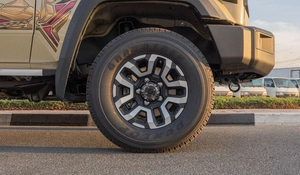Toyota LC79 Pickup 2025, 4.0L Diésel Turbo, Automática, 4x4, R20, Nueva, Techo Panorámico Izquierdo, Asientos de Cuero, Interior Oscuro - Product Image 6