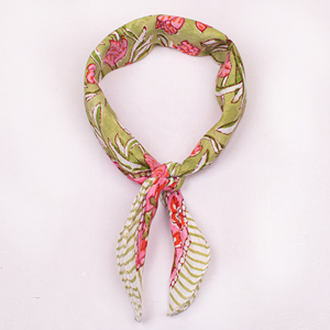 Pañuelo de bolsillo de algodón con estampado floral de lujo estilo vaquero occidental, transpirable, duradero, ecológico, estilo bohemio chic. - Product Image 5