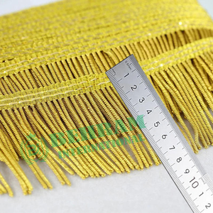 Vente en gros BEHRAM INTERNATIONAL – Franges décoratives métalliques dorées sur mesure OEM, bordure tressée à pompons pour vêtements et textiles de maison - Product Image 3