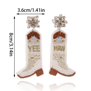 Pendientes de botas de vaquero con cuentas y bordados para despedida de soltera en Nashville - Product Image 6