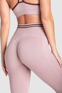 Leggings de yoga sans couture à taille haute, pantalon côtelé uni pleine longueur pour la gym et la course, extensible dans les quatre sens en Spandex et Nylon - Product Image 3