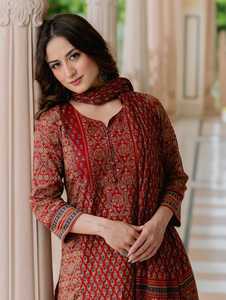 <b>Women</b>’s Meher Floral Cotton Suit Set with Printed <b>Kurta</b>, Pant & Dupatta - Product Image 2