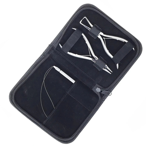 Kit Completo de Herramientas Profesionales de Acero Inoxidable Quirúrgico Negro para Extensiones de Cabello con Pinzas, para Uso Comercial - Product Image 4