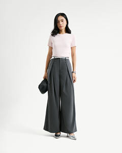 Camiseta Corta Casual de Verano para Mujer, Cuello Redondo, Ajustada, de Algodón, Color Sólido, Bordada, Transpirable y de Secado Rápido, de Alta Calidad - Product Image 3