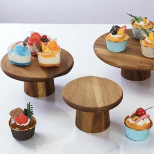 Base Redonda Personalizada para Pastel de Madera de Acacia con Tapa para Exhibición de Pasteles - Product Image 3