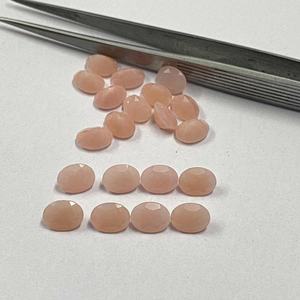 Quartz de goyave rose naturel fait à la main coupe ovale pierre précieuse en vrac AAA Grade 10mm x 12mm pierre de meilleure qualité pour de superbes bijoux - Product Image 1