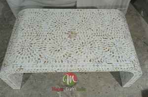 Mesa de Centro Hecha a Mano con Madreperla |   Decoración de Lujo con Incrustaciones Florales - Product Image 5