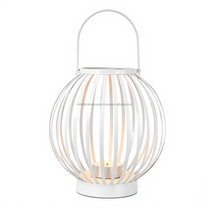 Lanterne élégante en fil métallique blanc avec poignée Porte-bougie moderne pour événements en plein air, fêtes de jardin et décoration unique de la maison - Product Image 2