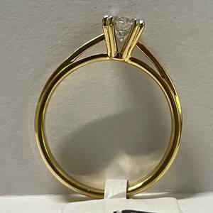 Anillo LED con Diamante Redondo de 0.65 Ct, Oro Amarillo de 18k, Cultivado en Laboratorio, Certificado IGI, Anillo de Aniversario Único para Ella - Product Image 4