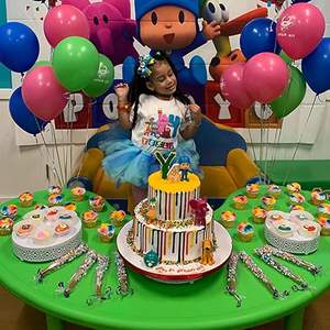 Soporte de Lujo para Pasteles y Postres para Ocasiones Especiales, Ideal para Pasteles de Boda y Exhibición en Mesas de Fiesta - Product Image 5