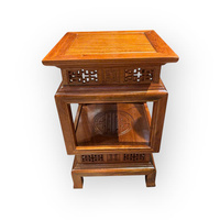 Piedestal carré au design simple et traditionnel en bois de rose, taille 60 cm, pour usage intérieur et extérieur