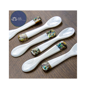 Cuillère à caviar en nacre écologique, la plus vendue, naturelle, de luxe, faite à la main, vente en gros, export, directement de l'usine - Product Image 1
