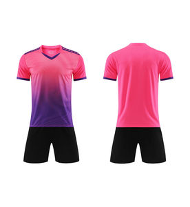 ชุดฟุตบอลชาย คอวี แขนสั้น แห้งเร็ว เป็นมิตรกับสิ่งแวดล้อม ปรับแต่งได้ ระบายอากาศดี ราคาขายส่ง - Product Image 4