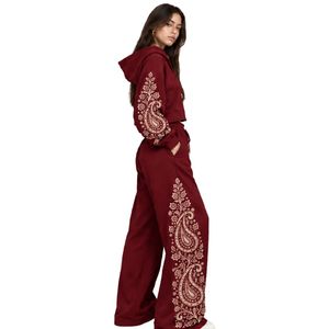 Conjunto Deportivo de Dos Piezas para Mujer, Color Borgoña, con Capucha, Estampado Paisley, Sudadera Corta y Pantalones Anchos, Estilo Casual y Urbano - Product Image 2