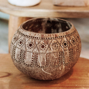 Porte-bougies en noix de coco pour centres de table, prix le plus bas, support de présentation pour bougies tealight naturelles - Product Image 1