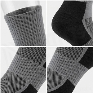 Crew <b>Socks</b> Gray Breathable <b>Running</b> <b>Socks</b> for Adults Summer Season Standard Thickness Knitted Sport <b>Socks</b> - Product Image 4