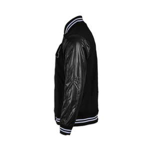 Veste de baseball universitaire en cuir noir à manches ajustées, personnalisable avec logo, vente en gros, collection automne - Product Image 4
