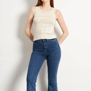 Débardeur femme pas cher, best-seller, design et taille personnalisés, pour le fitness. - Product Image 3