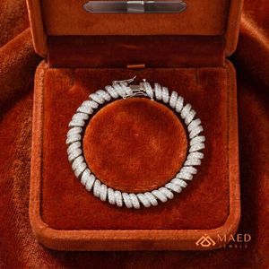 Bracelet en chaîne fine en moissanite argentée, bijoux de mode de Los Angeles, cadeau élégant pour un usage quotidien - Product Image 3