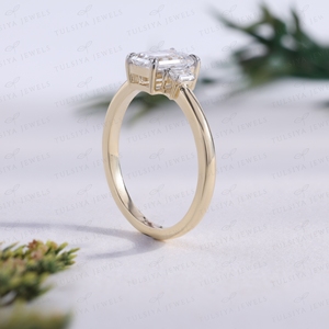 Anillo de Compromiso de Lujo con Corte Esmeralda, Anillo de Boda de Oro Amarillo con Piedras Laterales en Forma de Baguette, Joyería Fina para Novia - Product Image 2