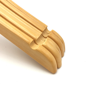 Cintres en bois de haute qualité pour vêtements homme et femme avec barre horizontale – Vente directe fabricant, cintres en bois personnalisés avec logo - Product Image 5