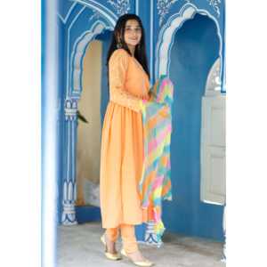 Ensemble de costume en mousseline de soie couleur pêche pâle - Taille XS - Product Image 1